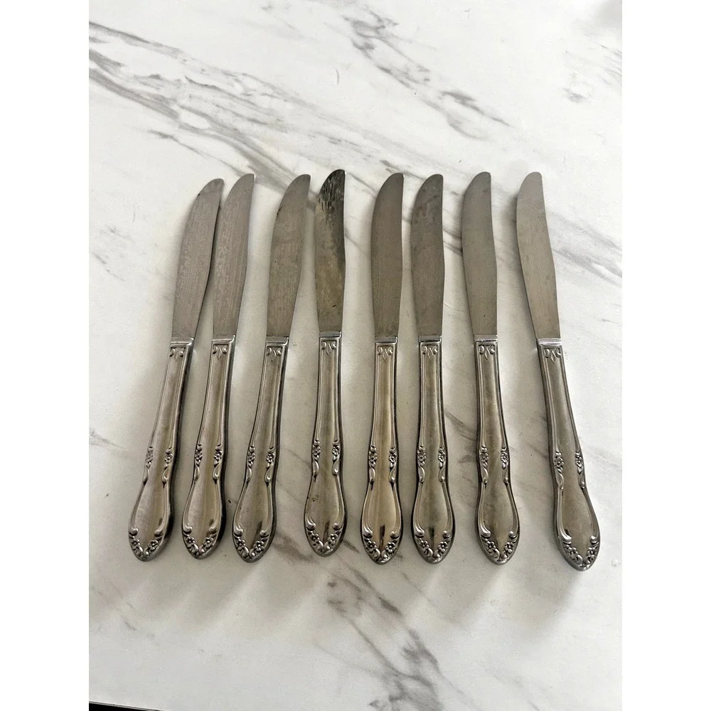 Oneida Plantation Custom Stainless Flatware Dinner Butter Knives 8.5